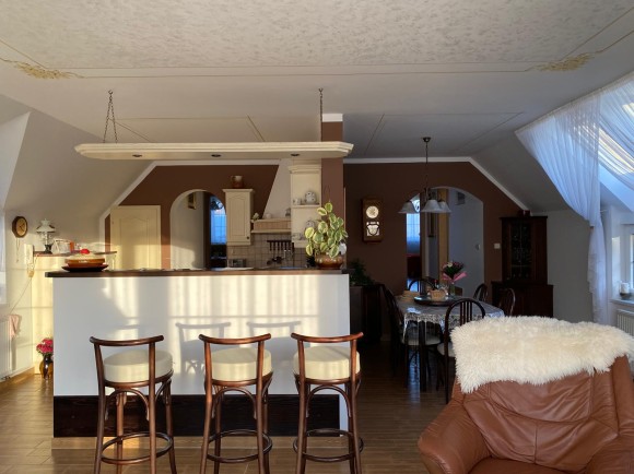 Prodej RD 6+1 v Doubravicích u Českých Budějovic (foto 9)