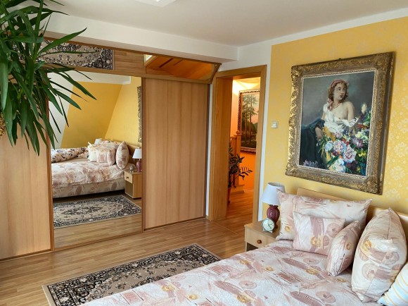 Prodej RD 6+1 v Doubravicích u Českých Budějovic (foto 13)